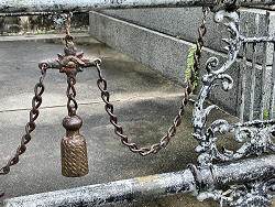 chain on cript