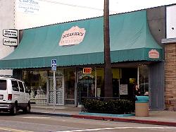 Ocean Beach antique mall entrance