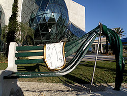 Dali melting watch bench