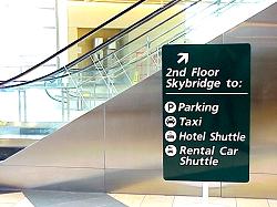 sign to taxi, parking hotels
