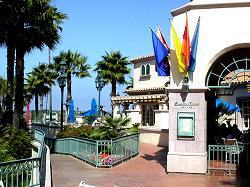 entrance to bar and pool lounge