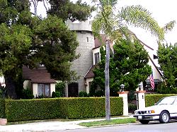 home that looks like castle